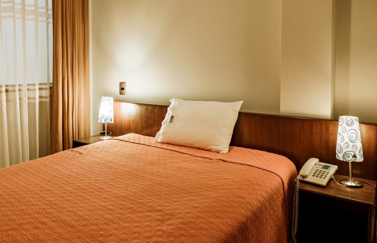 Hotel Casa De La Luna 齐克拉约 外观 照片